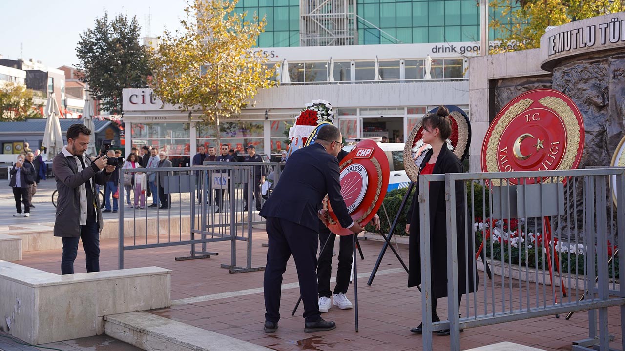 Yalova Chp Il Ilce Baskanlik Vekil Belediye Baskan Cumhuriyet Bayram Kutlama Program (6)