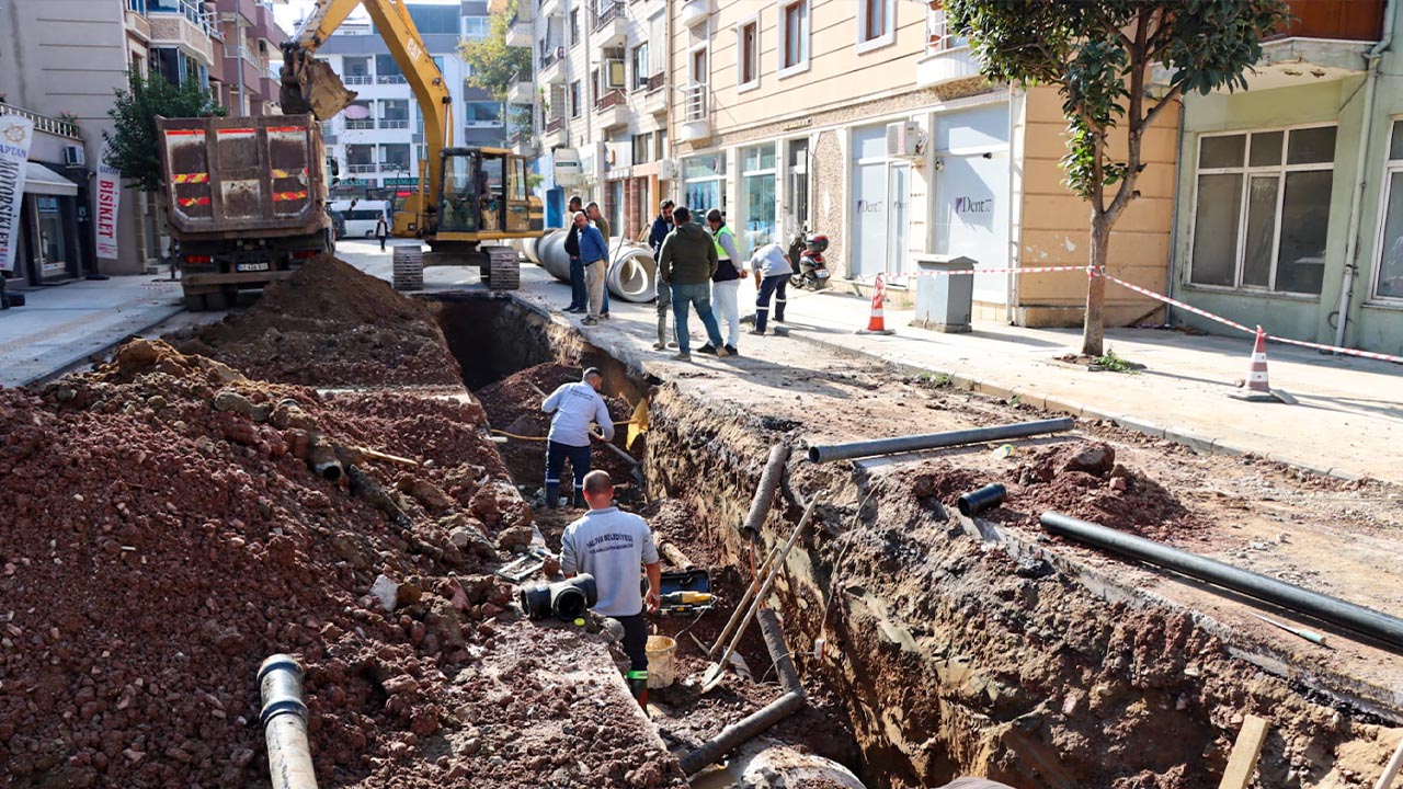 Yalova Belediye Calisma Mimar Sinan Cadde Su Hatti (2)