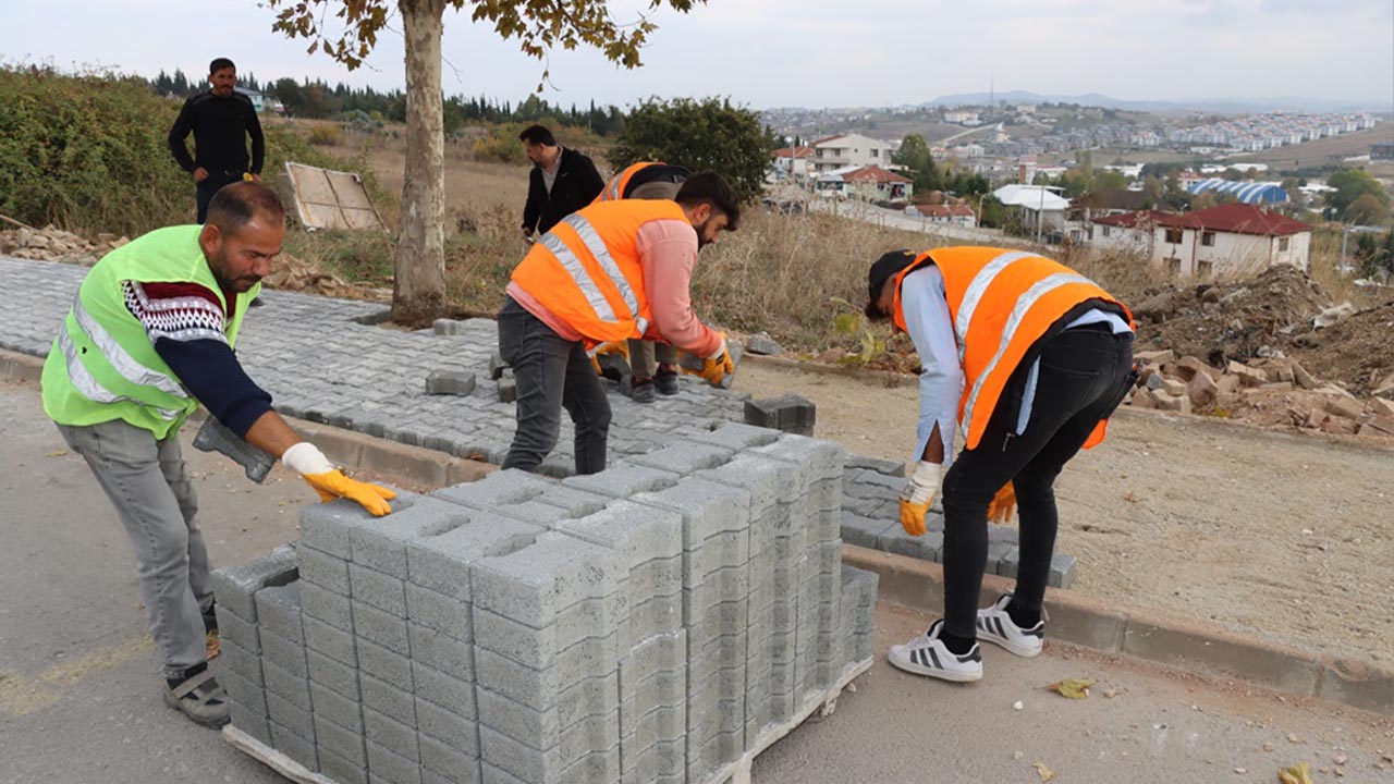 Yalova Belediye Fen Isleri Ekipler Radar Cadde Parke Tas Calisma Faaliyet (3)