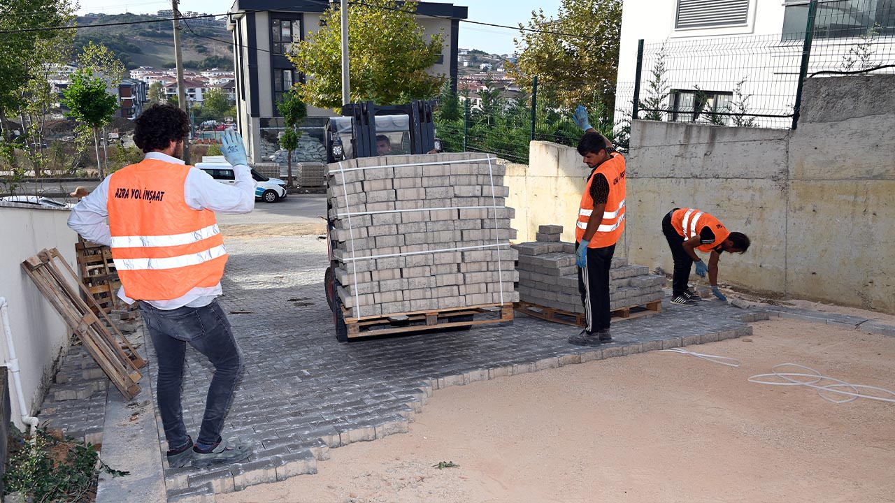 Yalova Belediye Vatan Cadde Yol Parke Calisma (1)