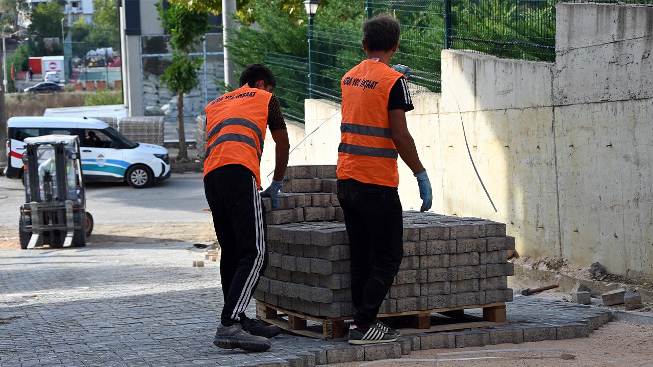 Yalova Belediye Vatan Cadde Yol Parke Calisma (4)