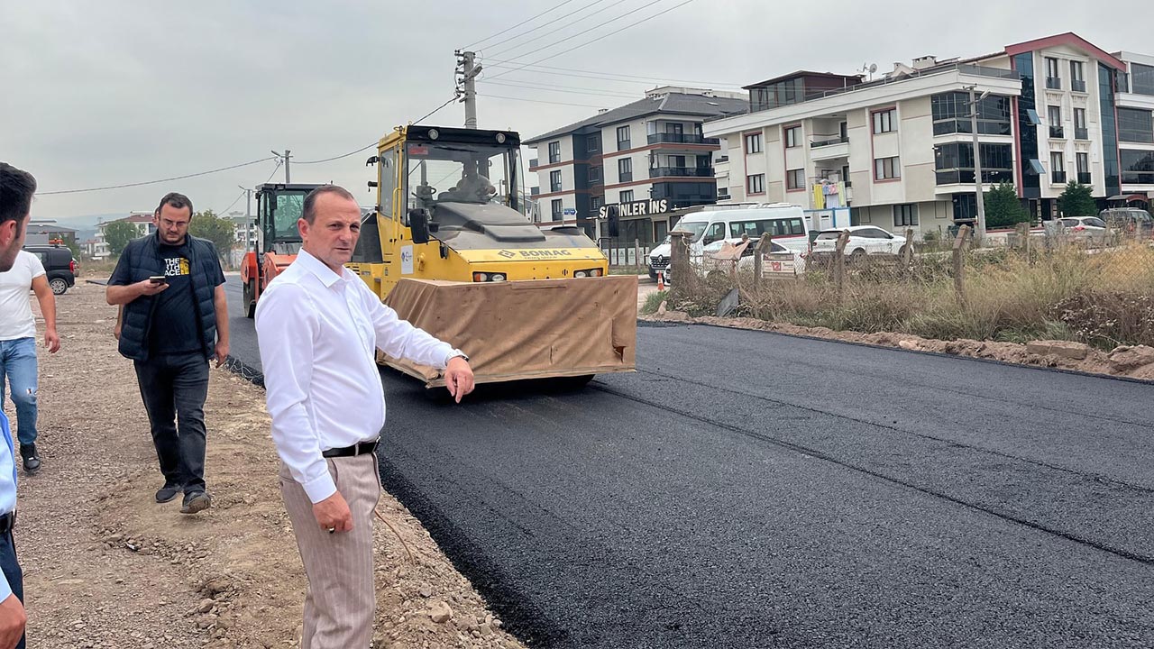 Yalova Ciftlikkoy Belediye Baskan Mujde Mehmet Akif Ersoy Yol Asfalt (2)