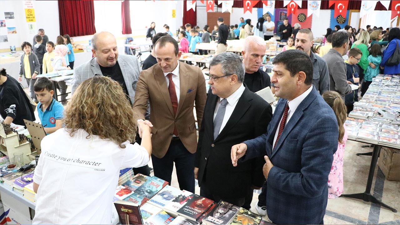 Yalova Ciftlikkoy Belediye Kitap Gunleri Ziyaret(10)