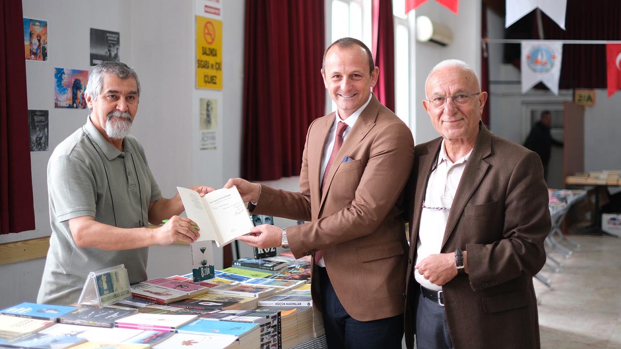 Yalova Ciftlikkoy Belediye Kitap Gunleri Ziyaret(8)