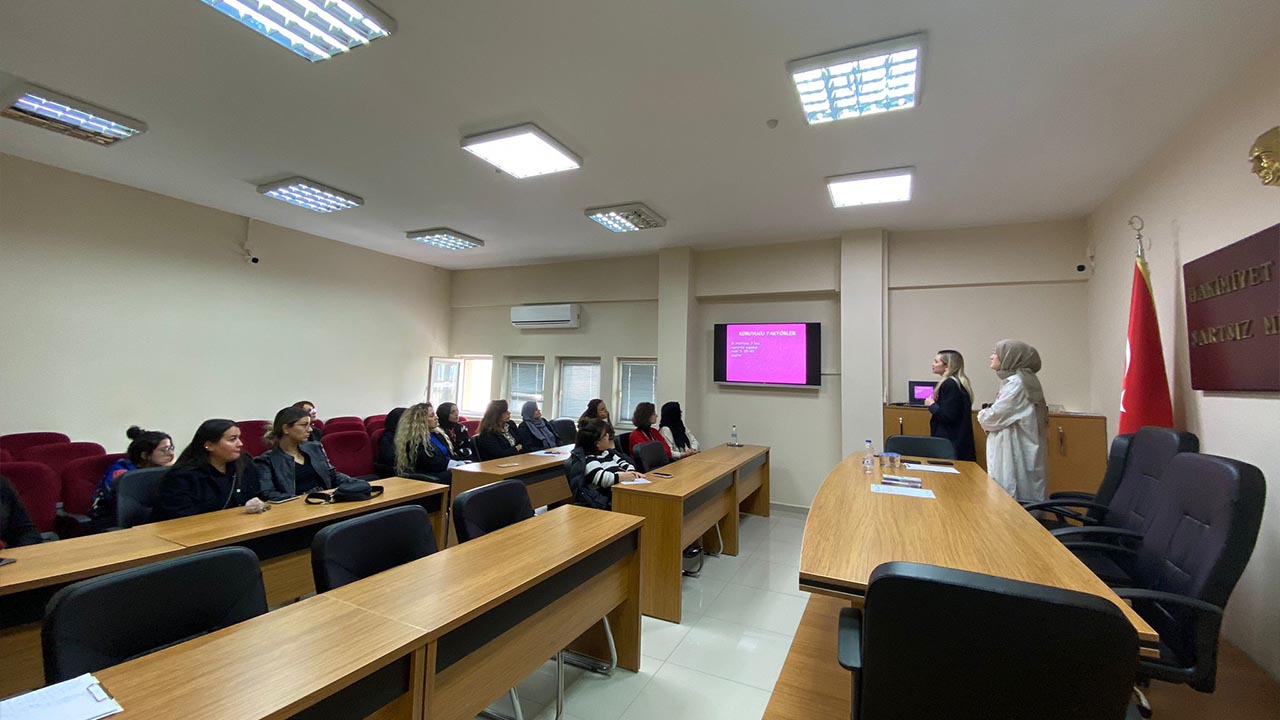 Yalova Cinarcik Sosyal Belediyecilik Farkindalik Seminer Personel Meme Kanseri (4)