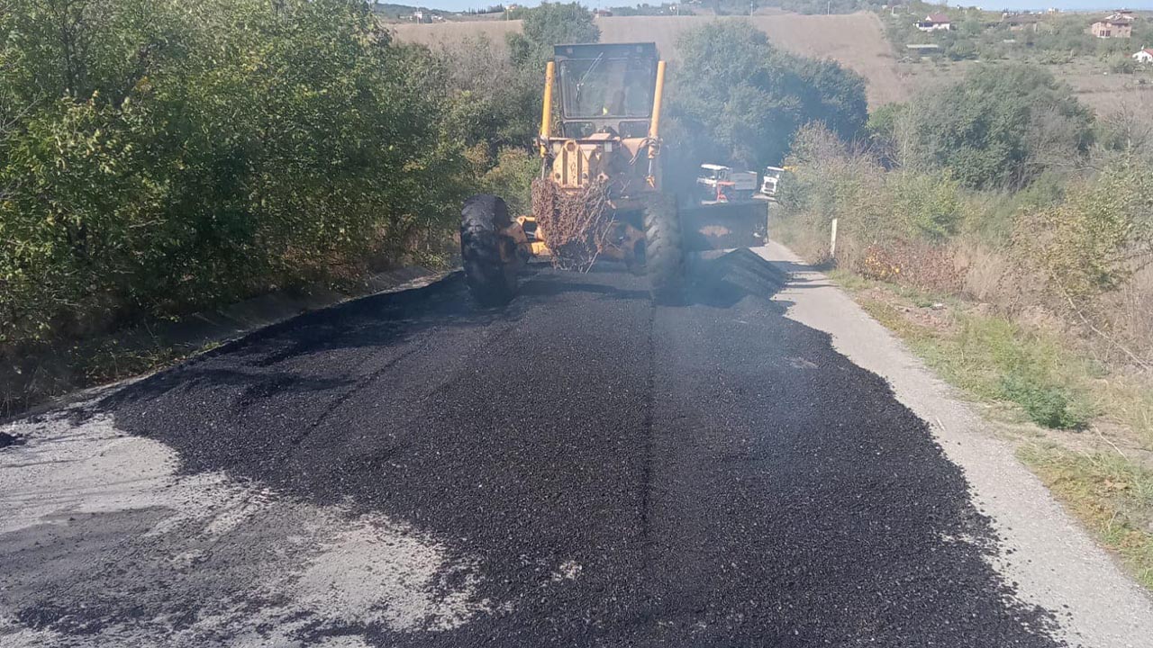 Yalova Gacik Koy Sicak Asfalt Calisma (1)