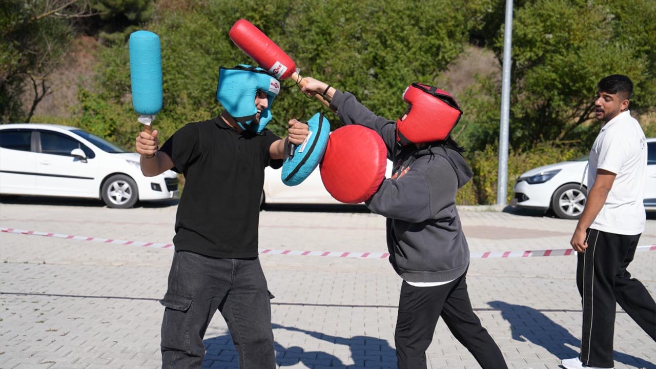 Yalova Universite Sokak Oyun Ilgi Ogrenci (5)