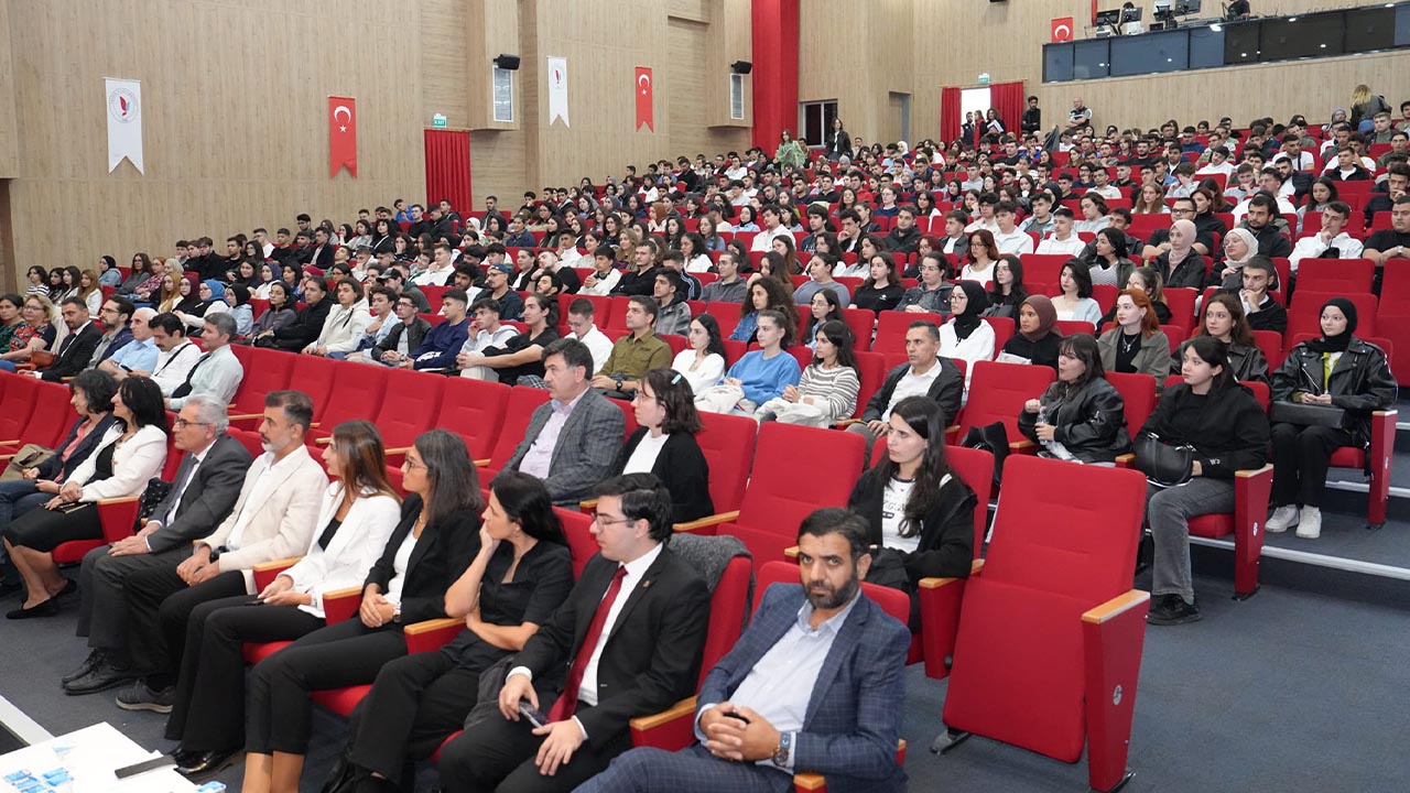 Yalova Universitesi Egitim Ogretim Oryantasyon Program (2)