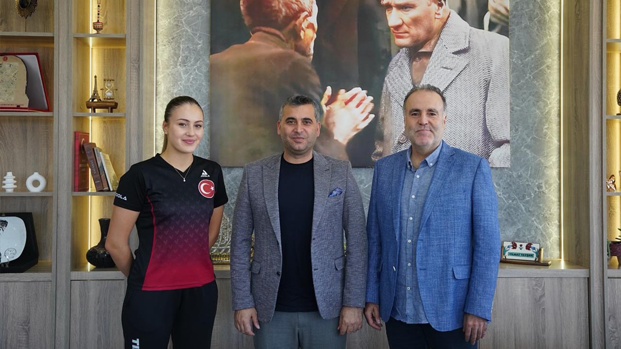 Yalova Kadikoy Belediye Baskan Masa Tenis Milli Sporcu Gorusme (2)