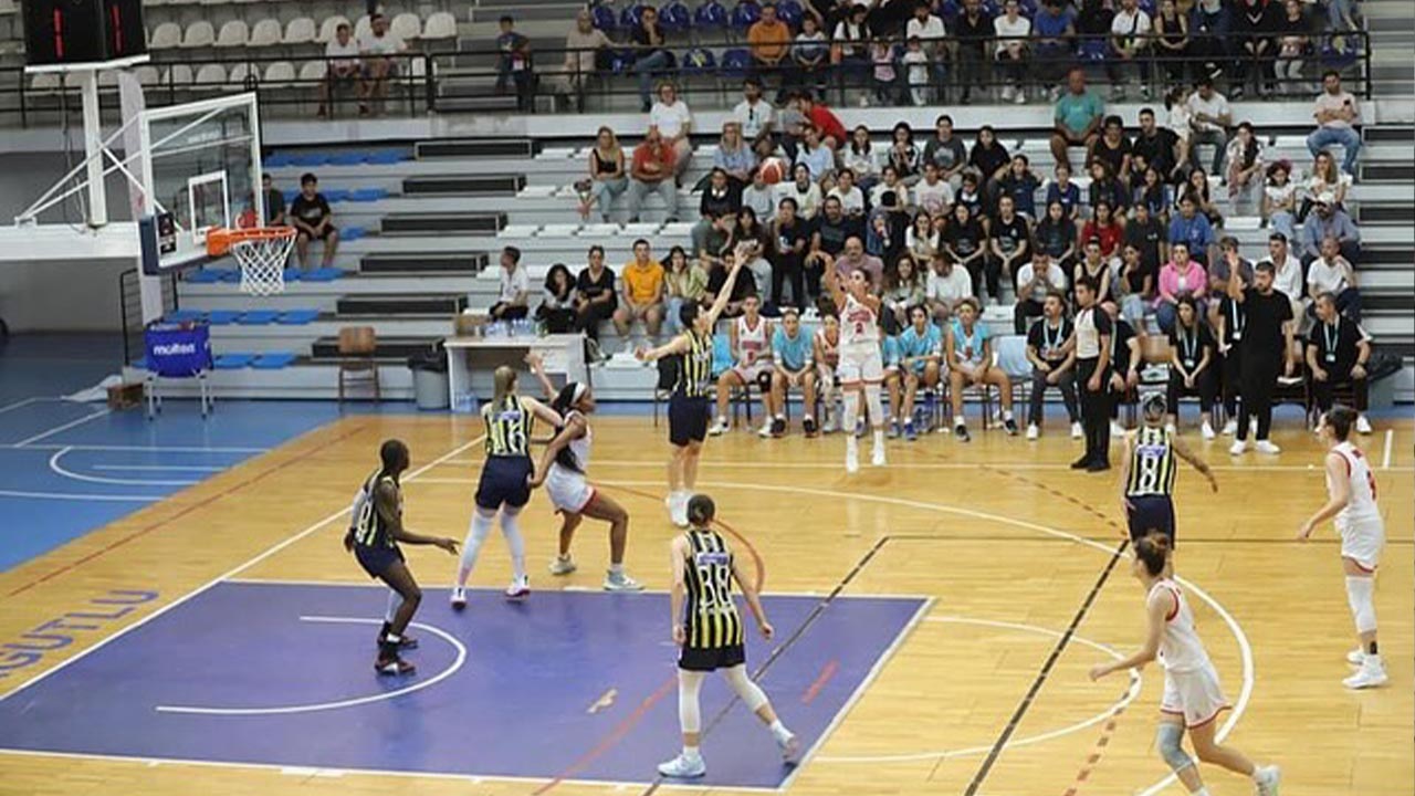 Yalova Vip Manisa Maglubiyet Basketbol Kadin (2)