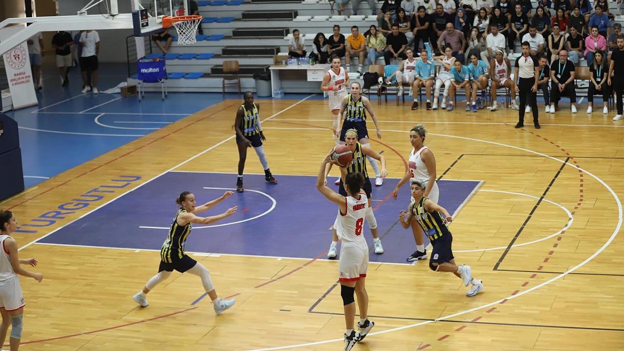 Yalova Vip Manisa Maglubiyet Basketbol Kadin (4)