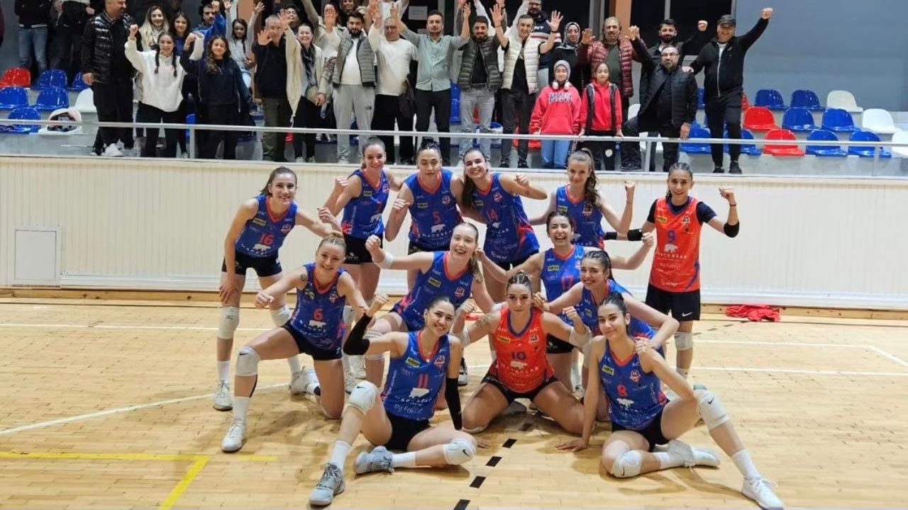 Yalova Voleybol Hafta Mac (1)