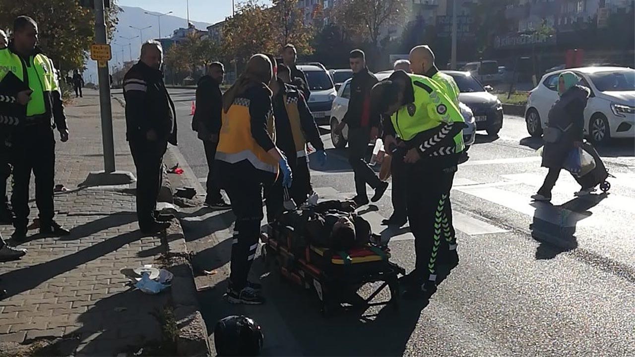 Yalova Bursa Orhangazi Karayolu Motosiklet Kaza Yarali (1)