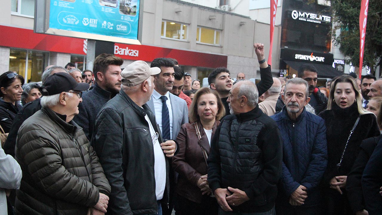 Yalova Chp Il Teskilat Basin Aciklama Esenyurt Belediye Baskan Kayyum Tutuklama Karar Protesto (5)