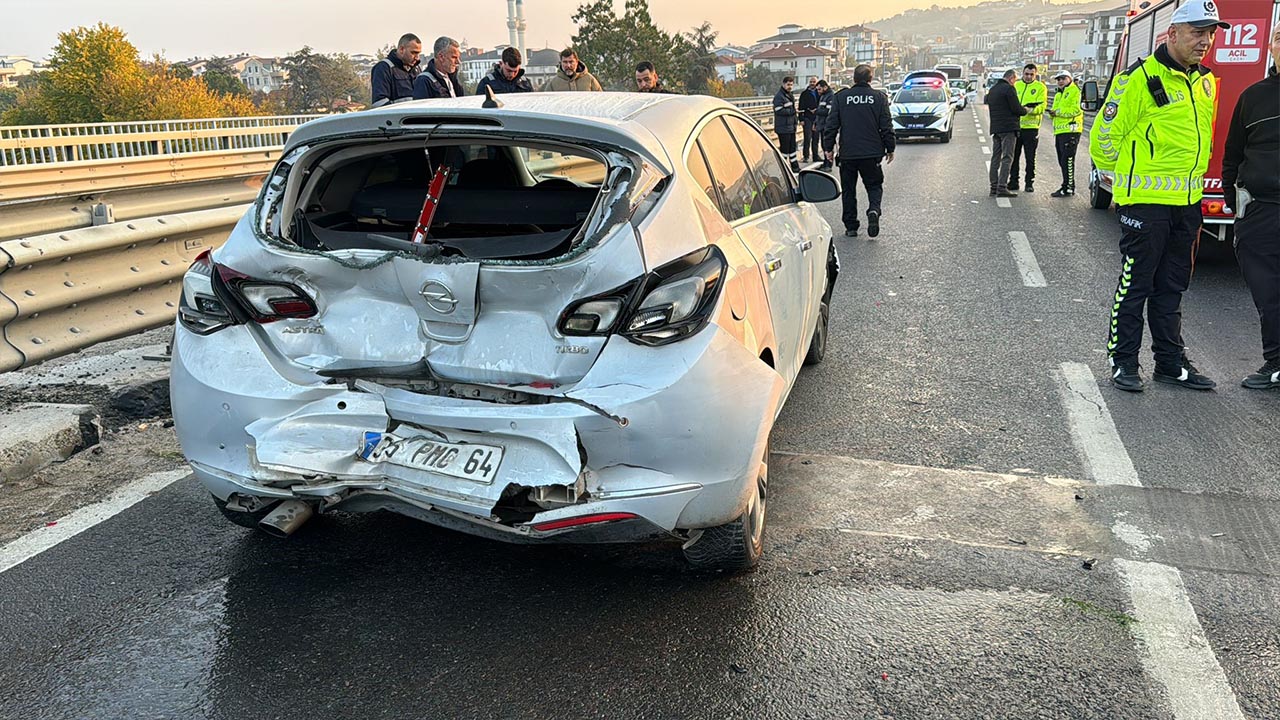 Yalova Ciftlikkoy Izmit Karayol Zincirleme Trafik Kaza Yarali Hastane (2)