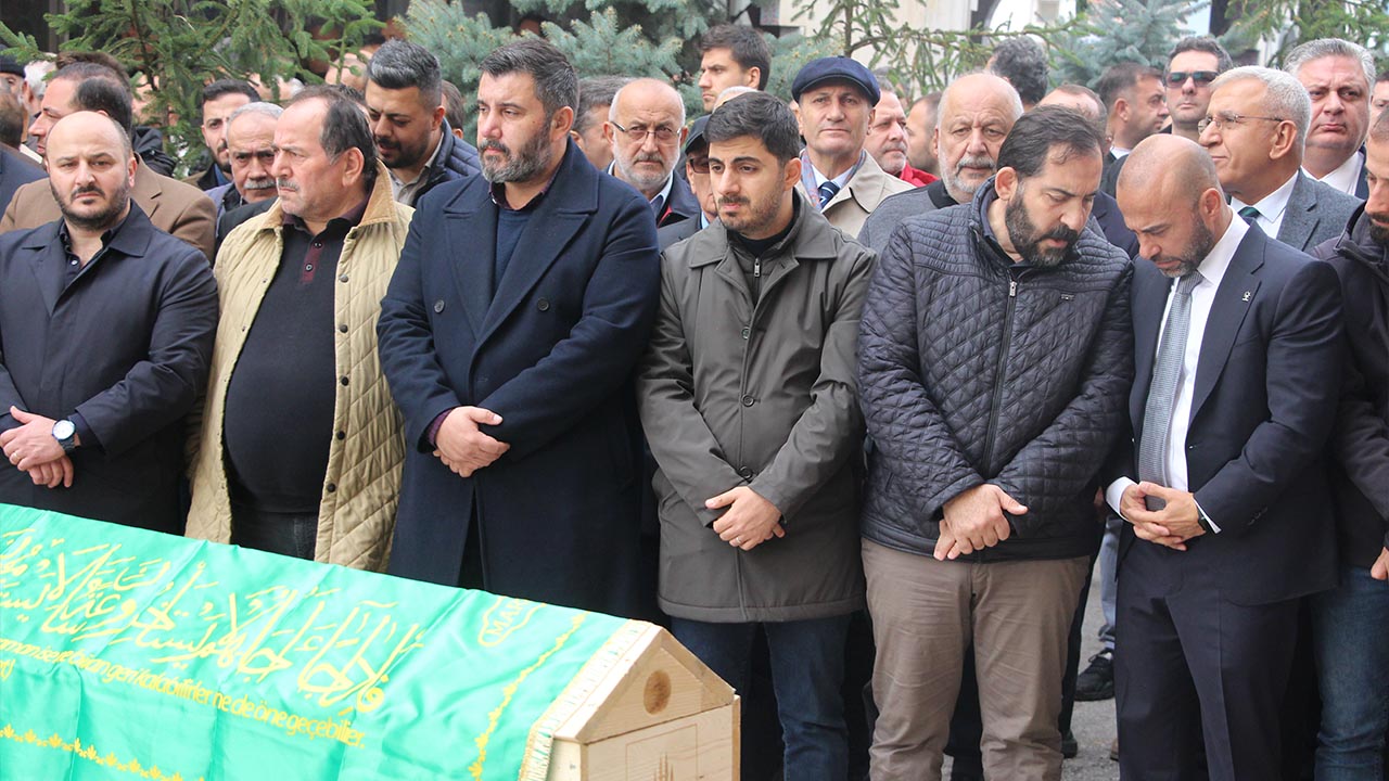 Yalova Il Genel Meclis Baskan Baba Cenaze Toren Kadikoy Cami Mezarlik (2)-1