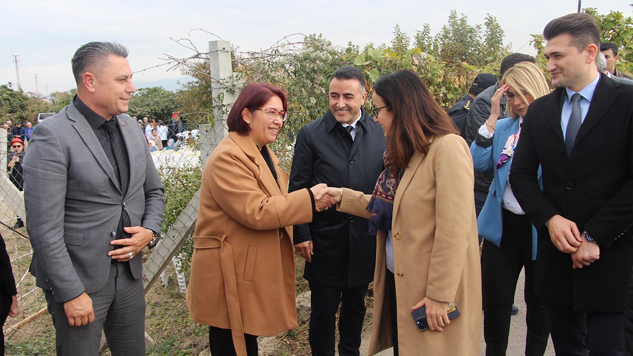 Yalova Subasi Kivi Hasat Vali Belediye Baskanlar Kurum Mudurler Haber (21)