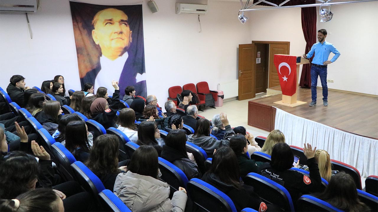 Yalova Cifftlikkoy Belediye Organik Uretim Ataturk Bahce Enstitu Uzmanlar Seminer (1)