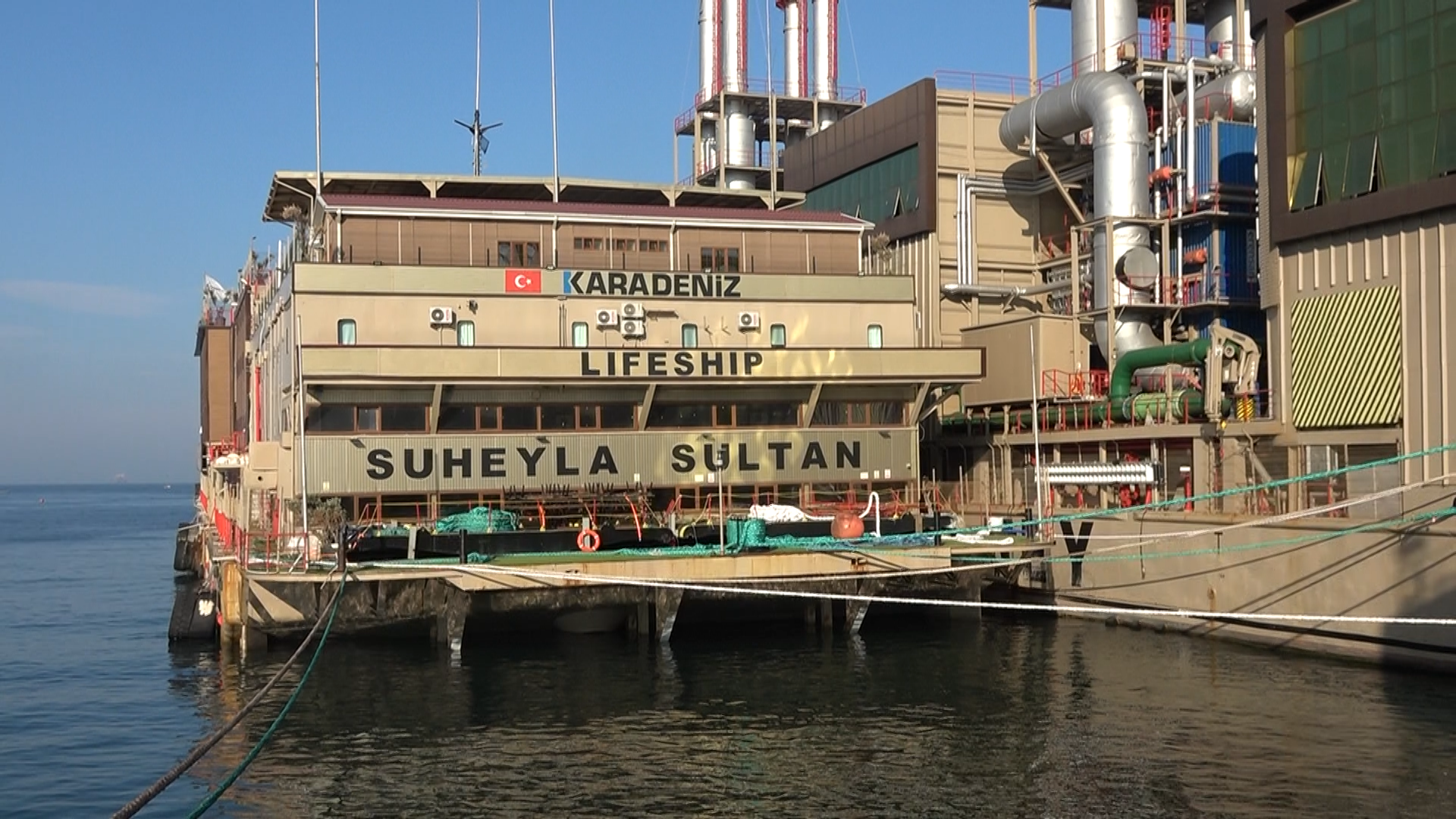 Yalova Hatay Iskenderun Deprem Bolge Hizmet Karadeniz Lifeship Süheyla Sultan Gemisi Bakim Tersane (2)