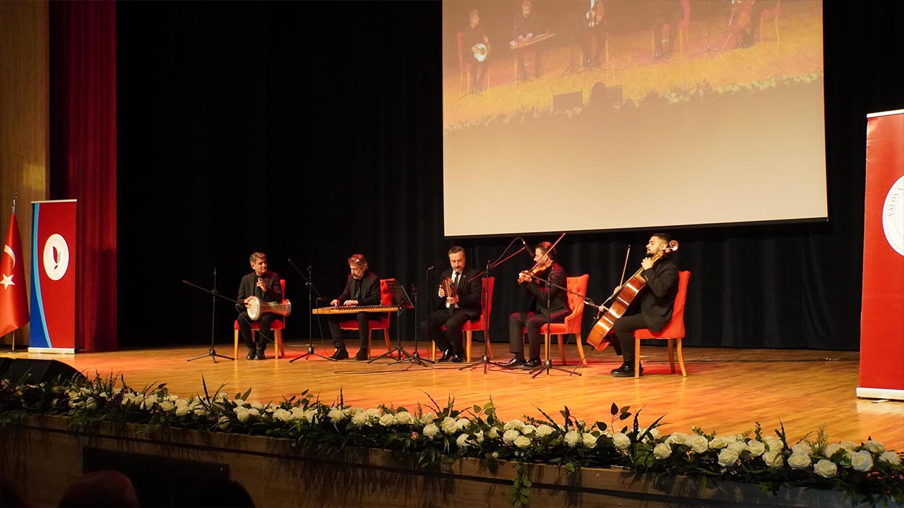 Yalova Universite Akademik Yil Acilis Toren (3)