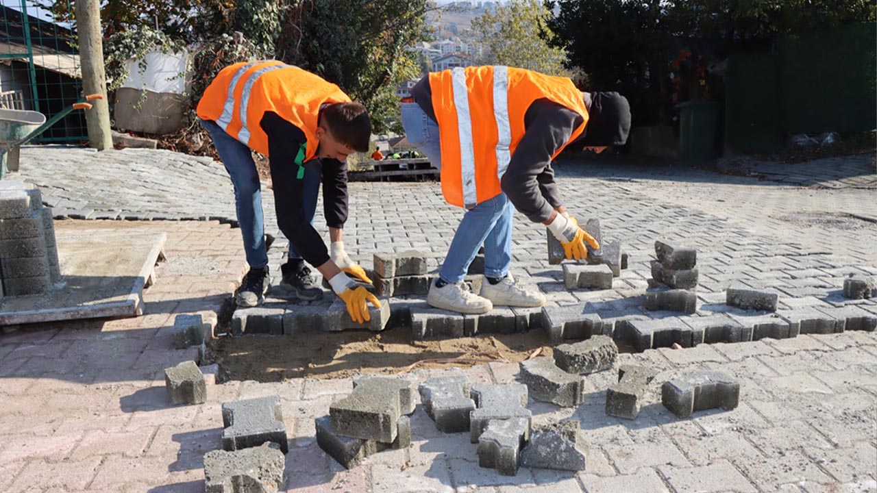 Yalova Belediye Sansar Sokak Calisma Bakim Onarim (1)