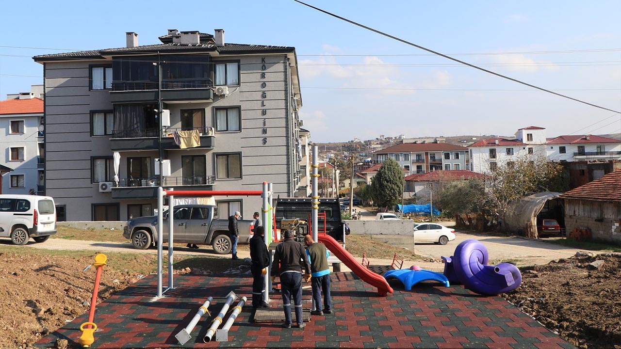 Yalova Ciftlikkoy Belediye Cocuk Park Onarim (3)