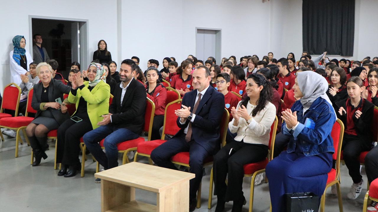 Yalova Ciftlikkoy Belediye Ilce Milli Egitim Mudurluk Dijital Egitim Seti (6)