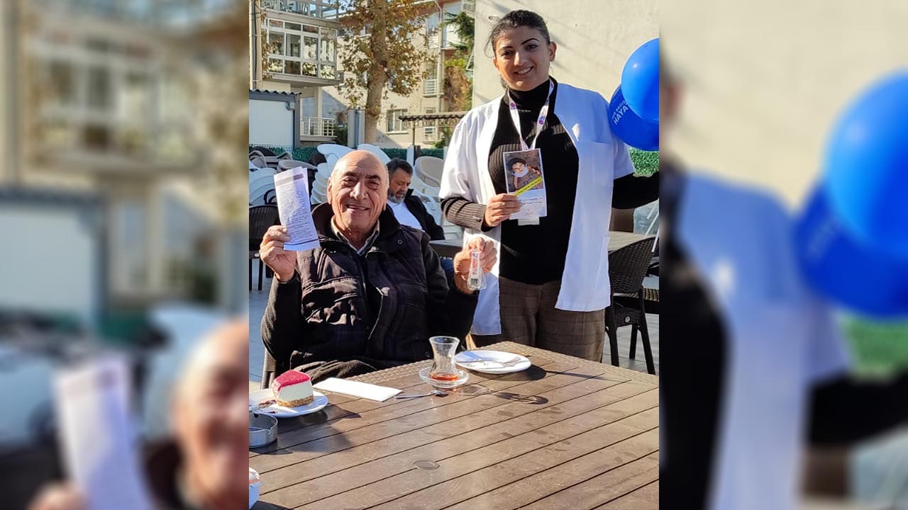 Yalova Ciftlikkoy Ilce Saglik Mudurluk Ekipler Sahil Orgna Bagisi Stant Vatandas (3)