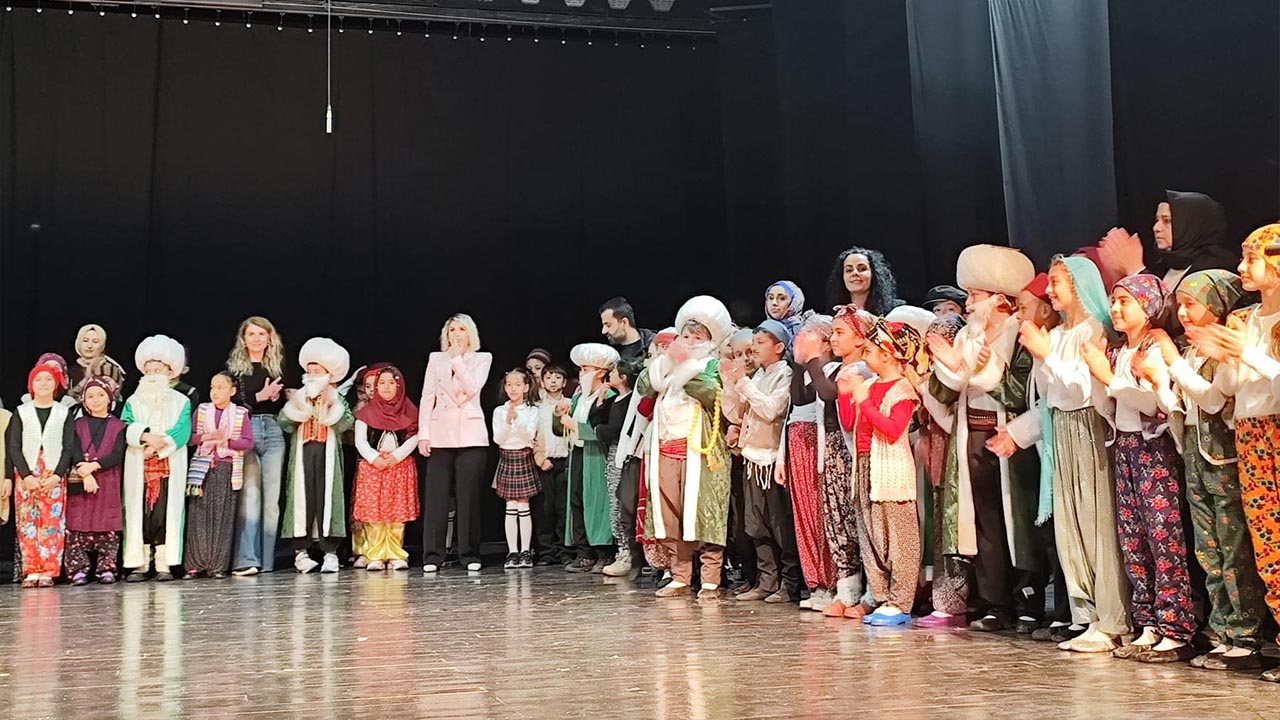 Yalova Cinarcik Gulkent Ilkokul Nasreddin Hoca Yarisma Basari (4)