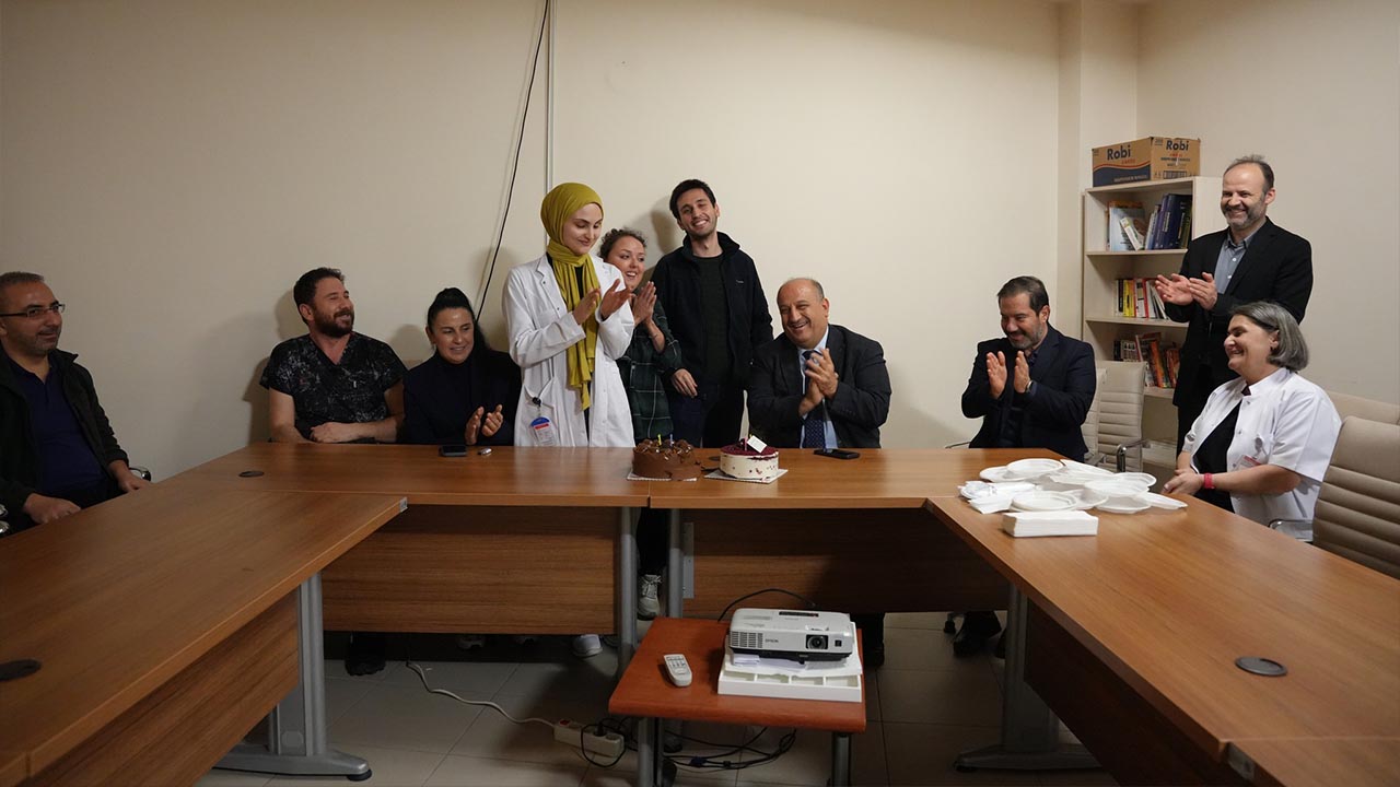 Yalova Il Saglik Mudur Agiz Ve Sid Sagligi Merkez Doktor Calisan Hasta Ziyaret (6)