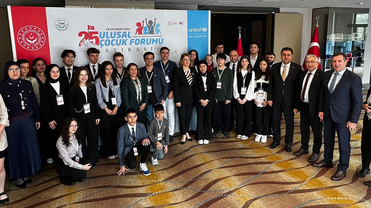 Yalova Istanbul Marmara Ulusal Cocuk Forum Aile Sosyal Hizmetler Bakanlik Il Mudur (2)