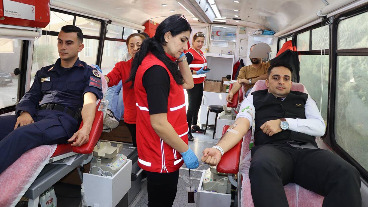 Yalova Jandarma Komutanlik Personel Turk Kizilay Kan Bagis Bronz Madalya Berat (3)