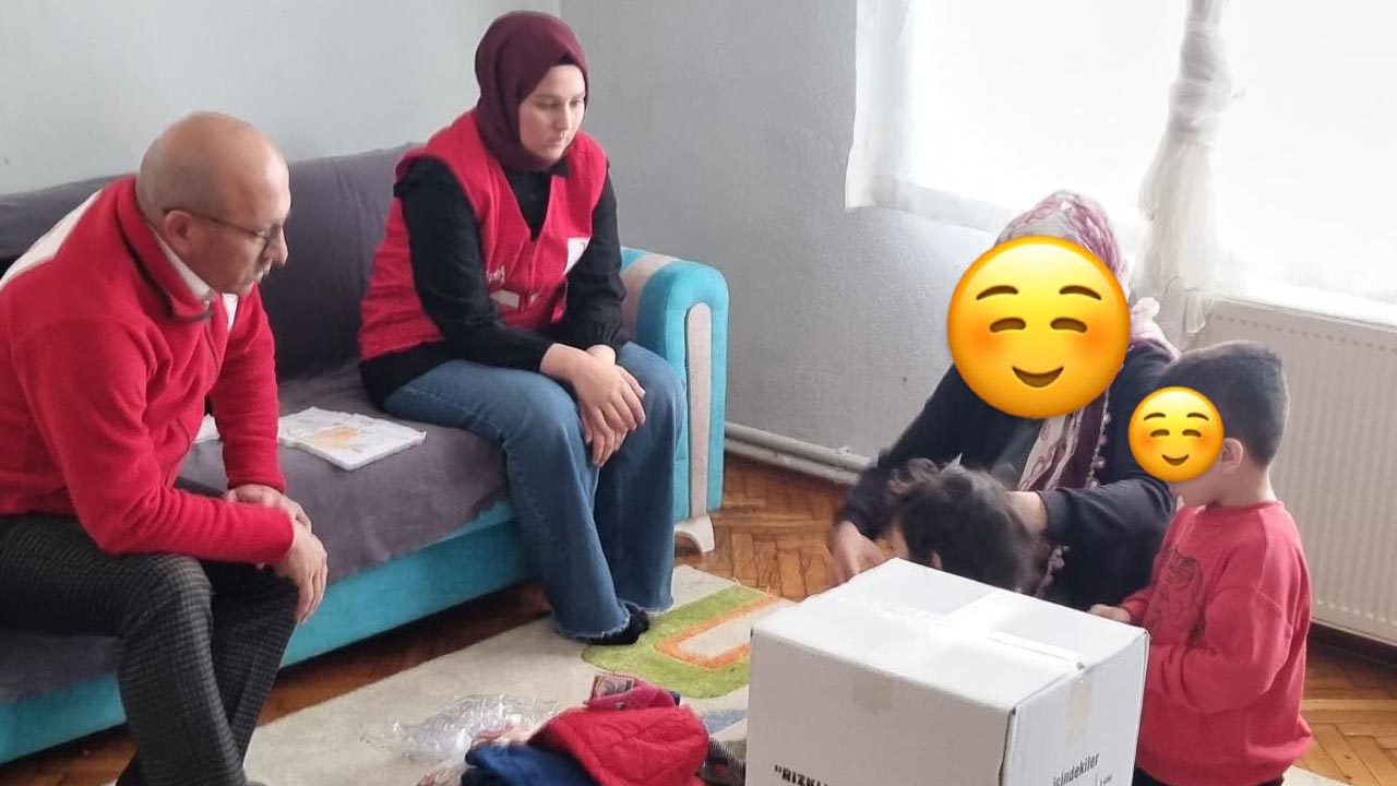 Yalova Kizilay Kis Yardım Gida Kiyafet (2)