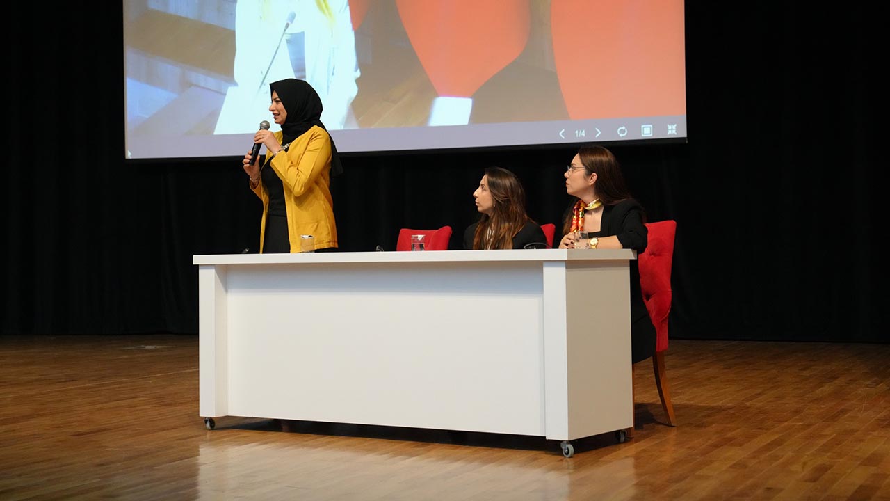 Yalova Universite Uzman Isimler Kadina Yonelik Siddet Panel (4)