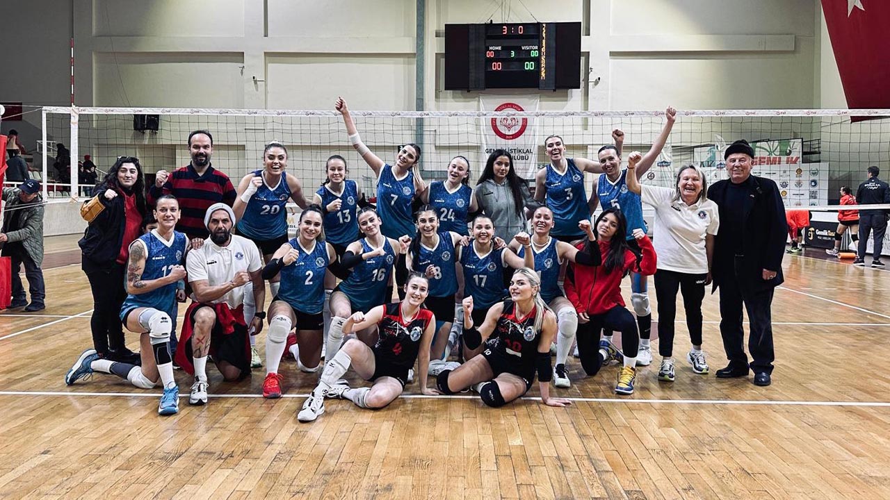 Yalova Ciftlikkoy Belediyespor Voleybol File Mac Deplasman