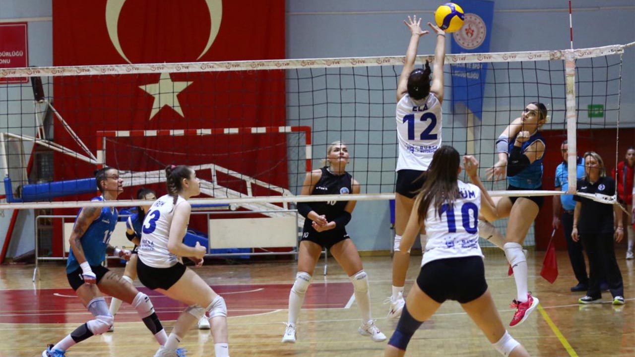 Yalova Ciftlikkoy Belediyespor Voleybol Sultan Bursa (3)