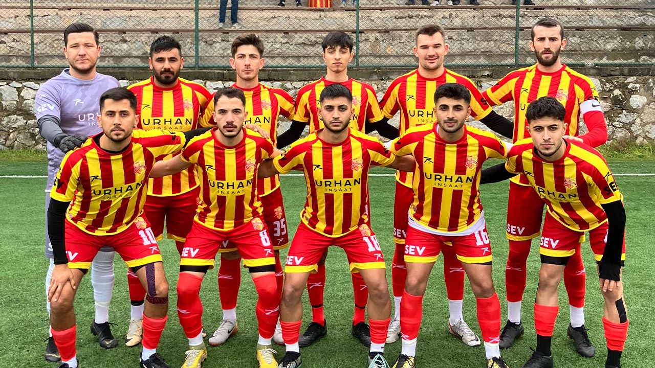 Yalova Futbol Ciftlikkoy Belediyespor Taskopruspor Lider (2)