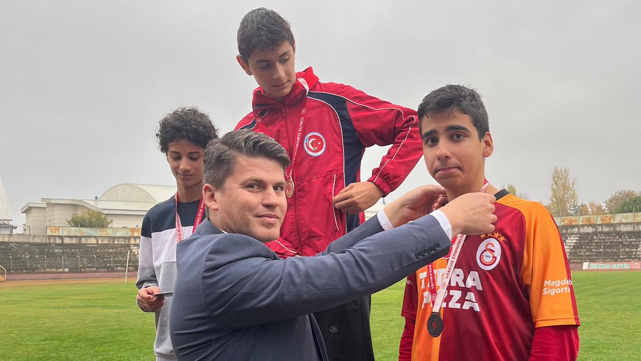 Yalova Genclik Spor Il Mudurluk Atletizm Senlik Etkinlik (4)