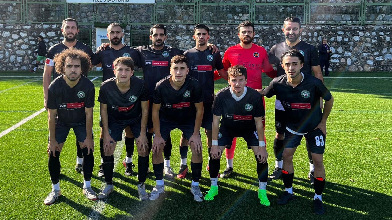 Yalova Uvezpinar Tesvikiye Belediyespor Mac Futbol (2)