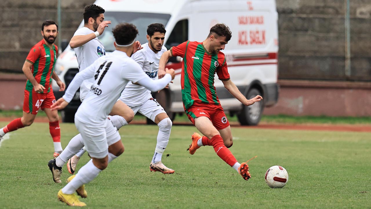 Yalova Yalovaspor Mac Galibiyet Spor Golcukspor(3)