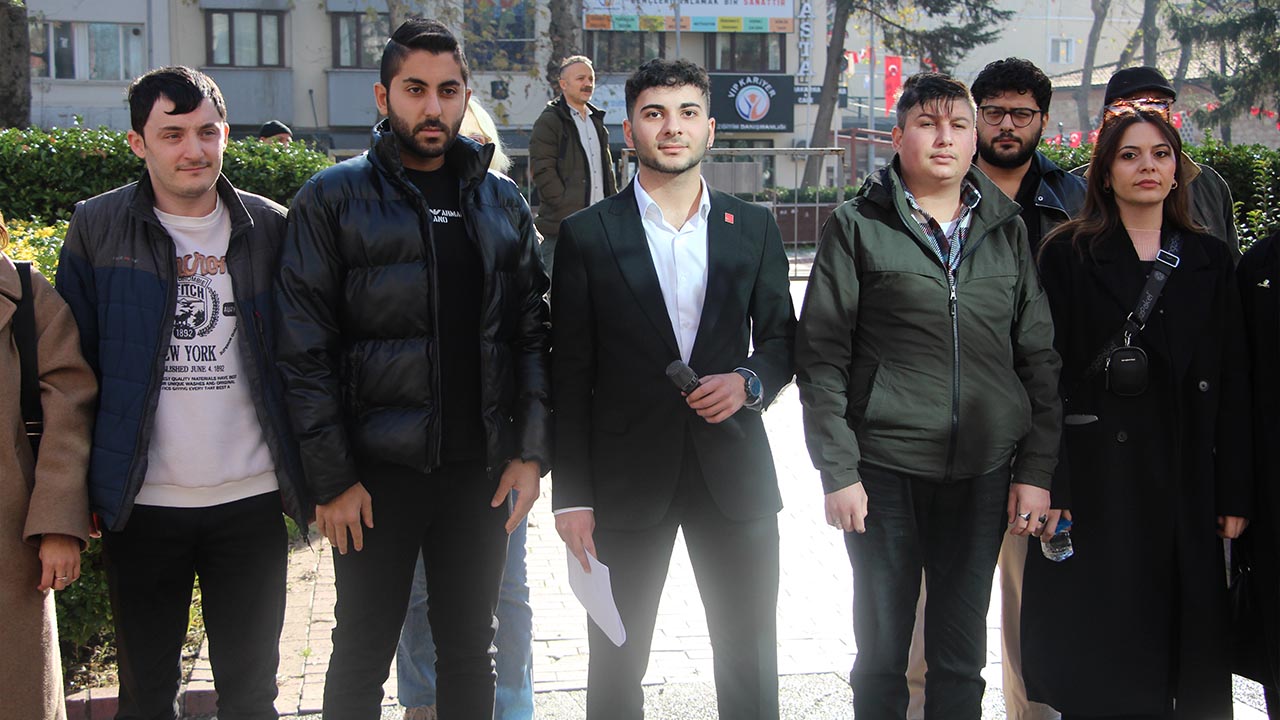 Yalova Chp Il Genclik Kollari Baskanlik Gencler Ogrenciler Sorunlar Tbmm Butce Aciklama (2)