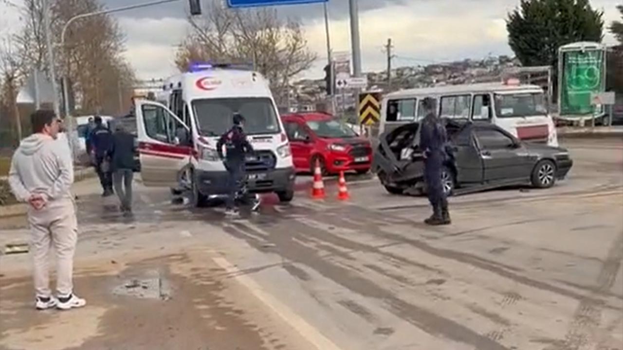 Yalova Cinarcik Termal Karayol Kaza Hastane Yarali (2)