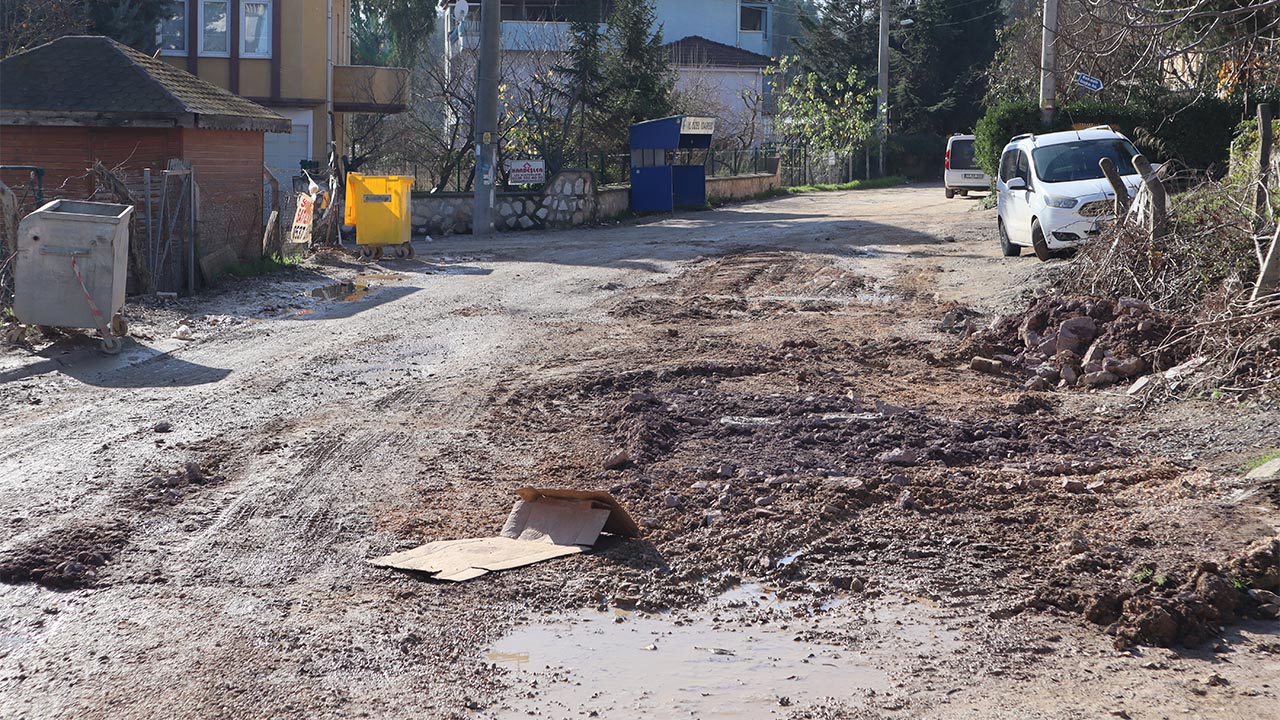 Yalova Samanli Koy Mahalle Sorun Problem Haber Gazete Belediye Su Yol Calisma (1)