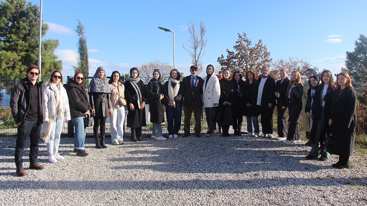 Yalova Universite Insan Toplum Bilim Sosyal Hizmet Ogrenci Sehitlik Ziyaret (3)