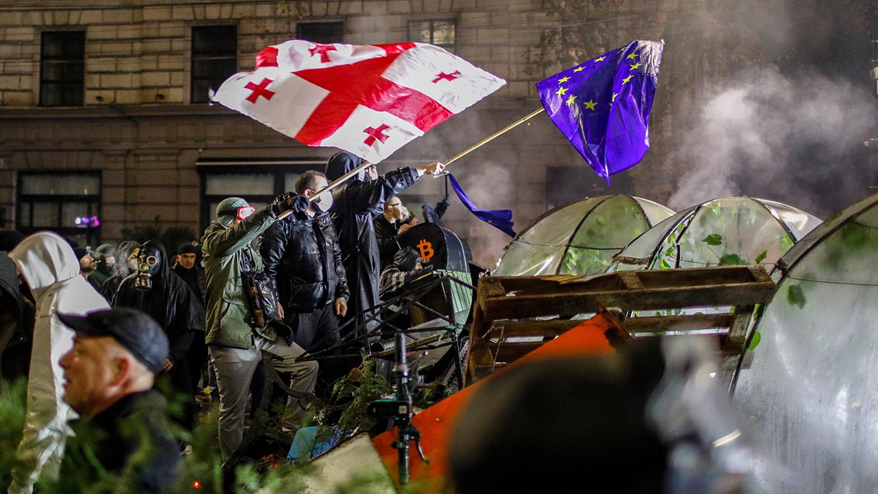 Gurcistan Protesto Polis Ab Avrupa Birligi Muzakere (2)