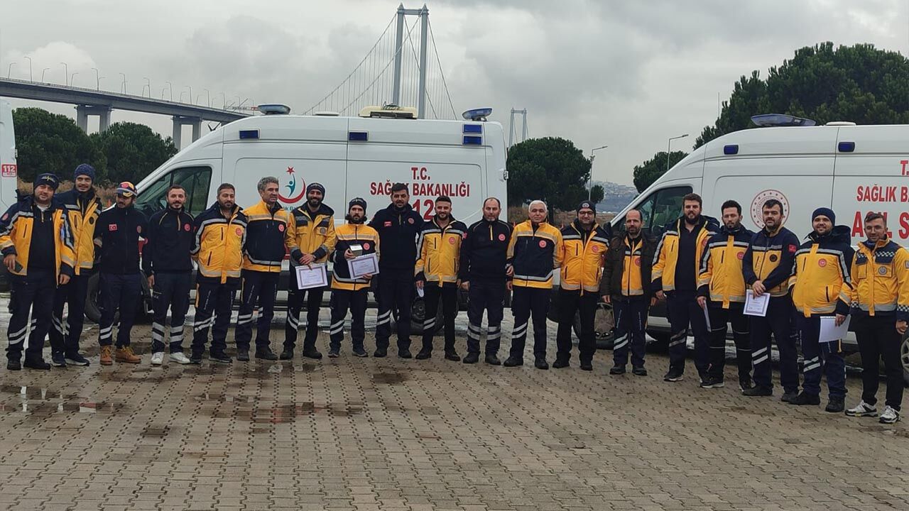 Yalova Il Saglik Mudurluk Ambulans Surus Yarisma Odul (2)