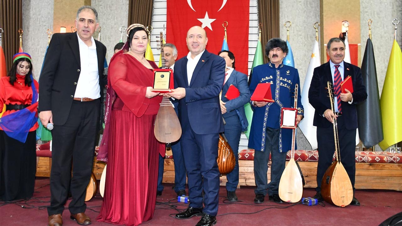 Yalova Altinova Anadolu Kultur Erzurum Dernek Kaytazdere Geleneksel Asiklar Bulusmasi (2)