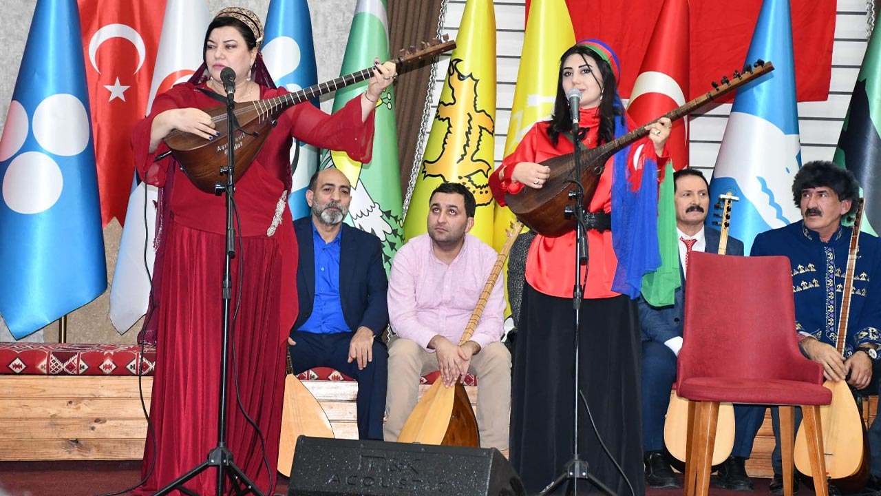 Yalova Altinova Anadolu Kultur Erzurum Dernek Kaytazdere Geleneksel Asiklar Bulusmasi (3)