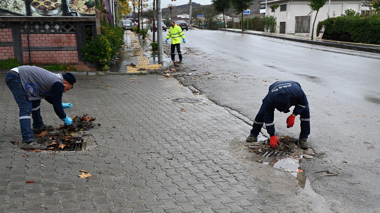 Yalova Belediye Kanalizasyon Su Mudurluk Yagmur Temizlik Calisma (2)