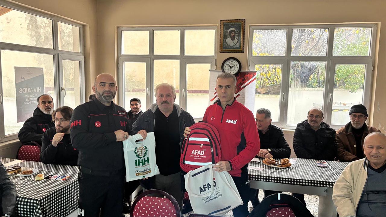 Yalova Ihh Arama Kurtarma Egitim (2)